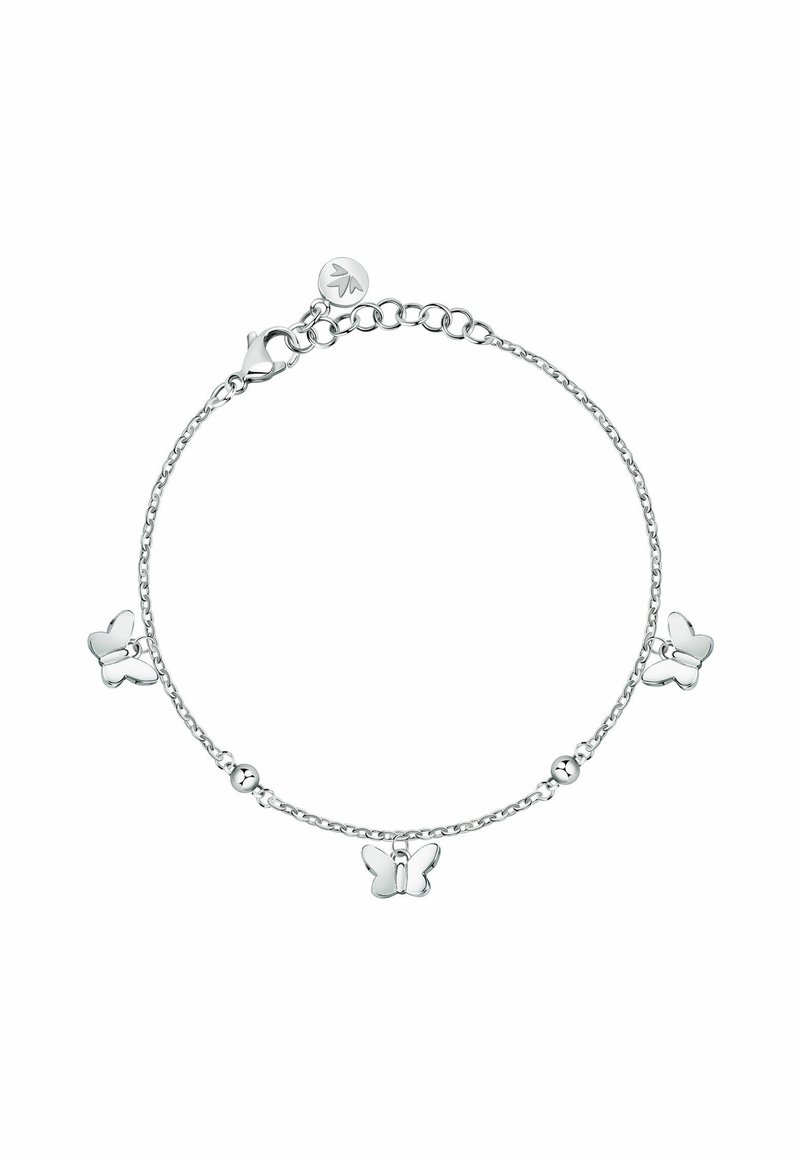 Bracciale in catena d'argento con charm a farfalla decorativi e accenti sferici. Texture liscia con finitura lucida.