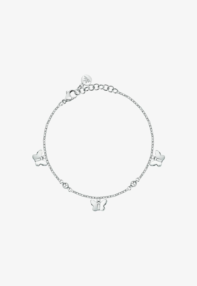 Bracciale in catena d'argento con charm a farfalla decorativi e accenti sferici. Texture liscia con finitura lucida.