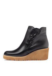Yokono MADONA - Stivaletti con plateau - black