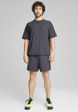 Puma CLOUDSPUN THERMOADAPT PERF TEE - Sportiniai marškinėliai trumpomis rankovėmis - galactic gray