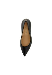 Décolleté nera a punta, realizzata in pelle liscia con una soletta color nudo. Presenta un piccolo dettaglio con zip argentata sul tacco.