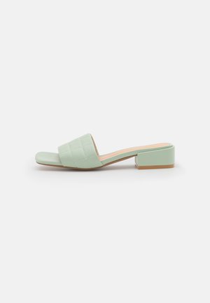 Pantolette hoch - light green