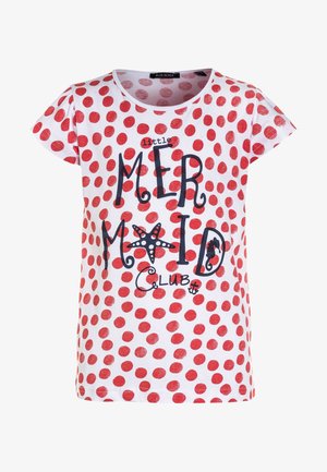 T-shirt blanc à manches courtes avec des pois rouges et le texte bleu marine « little MERMAID CLUB » avec un motif d'étoile de mer et d'ancre devant.