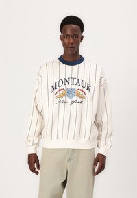 Abercrombie & Fitch Golf Graphic Crew Sweatshirt - Sudadera - white