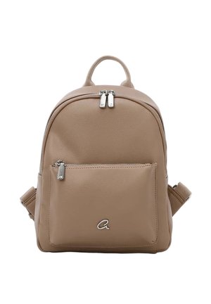 Zainetto piccolo in pelle beige con tasca frontale con cerniera, doppia cerniera nel comparto principale e manico superiore su sfondo bianco.