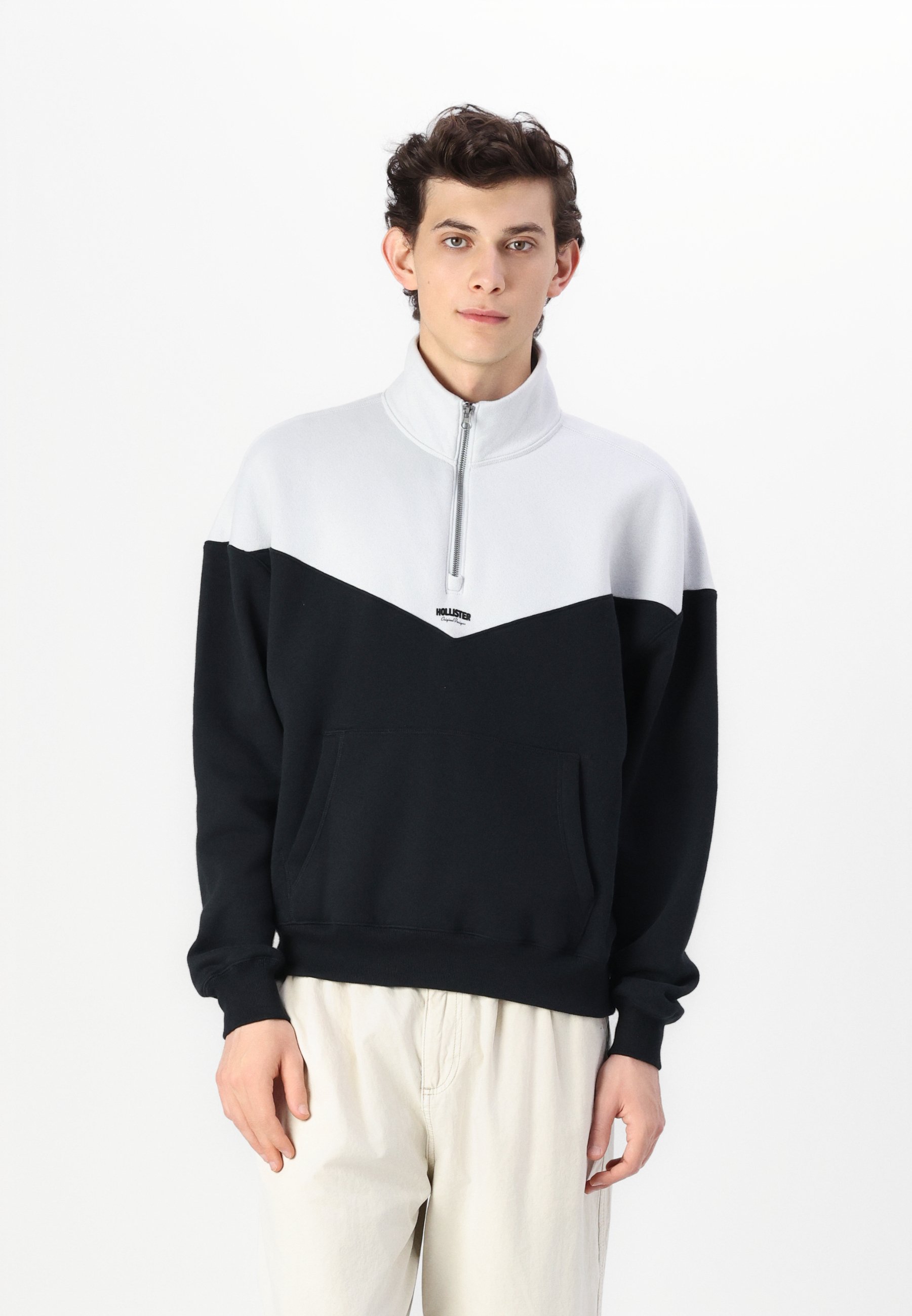 Hollister Co. Boxy Logo Half-Zip Sweatshirt - Sweatshirt