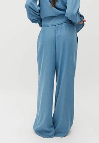 mbyM ASAKA - Kalhoty - blue