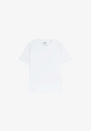 T-shirt en coton blanc avec un col rond et des manches courtes, affichant une coupe décontractée et sans motifs ni accents visibles.