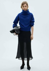 Mango Stickad tröja - neon blue