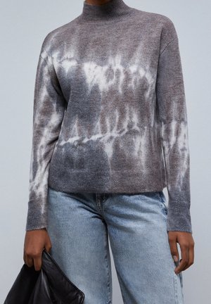 Sweter