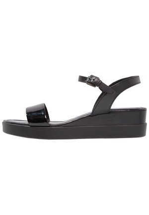 ECCO Sandały na platformie