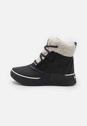 OUT N ABOUT IV CHILLZ - Winter boots - black/chalk
