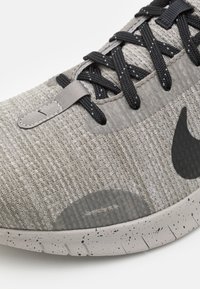 Nike Performance - Obuwie do biegania treningowe