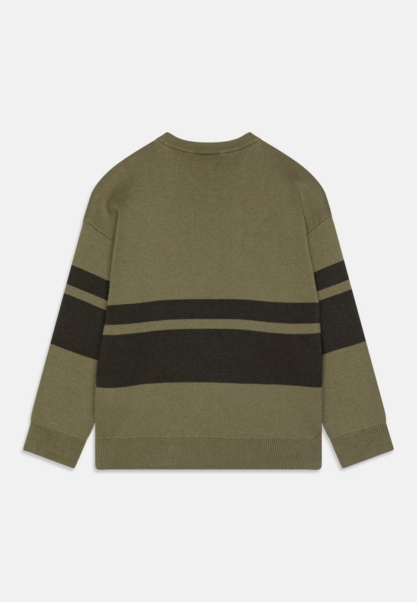 FALL WARDROBE - Jumper2