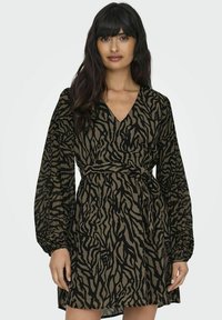 ONLY STAR - Robe de jour - walnut