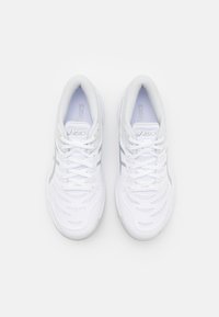 ASICS GEL BEYOND 6 - Sapatilhas de andebol - white/pure silver