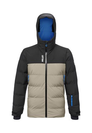 Schwarze und beiger gepolsterter Jacke mit Kapuze, ausgestattet mit Reißverschluss-Taschen und blauen Akzenten, aus einem glatten, wetterfesten Material gefertigt.