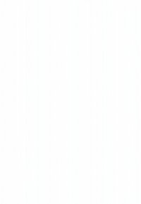 Zwei Frauen mit Kopfhörern und Freizeitkleidung stehen Rücken an Rücken mit verschränkten Armen vor einem gelben Hintergrund.