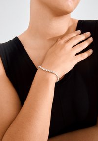 Pilgrim BRACELET LUCIA - Náramok - silver-coloured