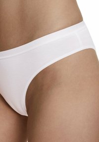 FALKE DAILY CLIMATE CONTROL OUTLAST® - Slip - white