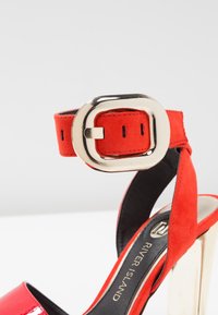 River Island Korolliset sandaalit - red