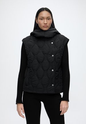 Guess CORINNE ONION VEST - Veste sans manches - jet black
