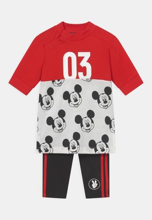 DISNEY MICKEY MOUSE SUMMER SET - Medias - vivid red/white/black bottom
