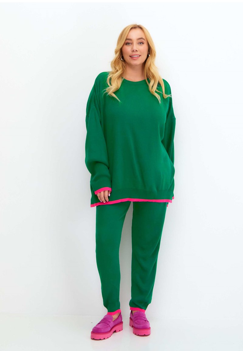 Cesare Gaspari OVERSIZED JOGGER SET  - Spodnie treningowe