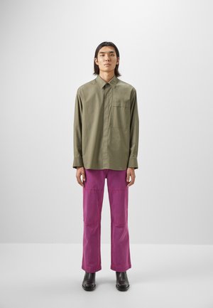 Solid Homme MEN'S SHIRTS - Button down-skjorte - khaki