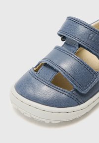 Thumbnail Image 6