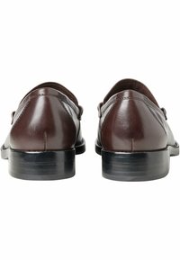 NEWD. Scarpe senza lacci - mocca