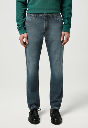Wrangler LARSTON - Slim fit jeans - ocean storm