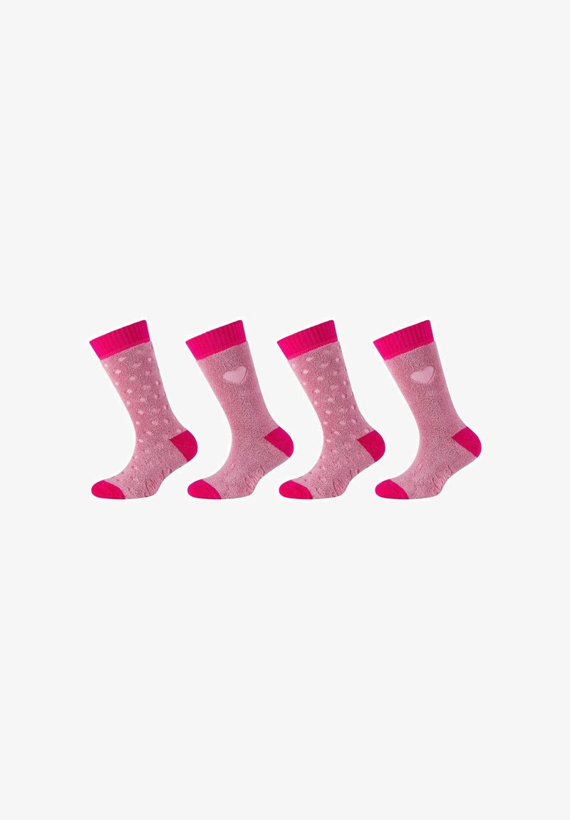 Vier Paare rosa Socken mit kontrastierenden fuchsiafarbenen Rippbündchen und rosa Akzenten, die unterschiedliche Punkte- und Herzmuster auf dem Stoff aufweisen.