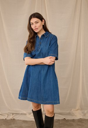 WINNIE ARPA - Farmerruha - dark blue wash