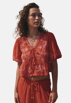 Next, REGULAR FIT - EMBROIDERED PUFF SLEEVE TIE TOP . - Pluus - red pink