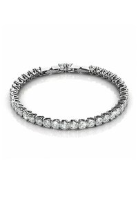 Bracciale in tono argento caratterizzato da una fila di pietre preziose chiare e circolari, collegate da una finitura liscia e lucida, che evidenzia una spaziatura uniforme e un design flessibile.