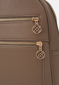 Anna Field Sac à dos - taupe
