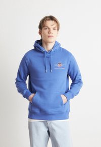 GANT - MEDIUM ARCHIVE SHIELD HOODIE - Pusa - rich blue Väikepilt 1