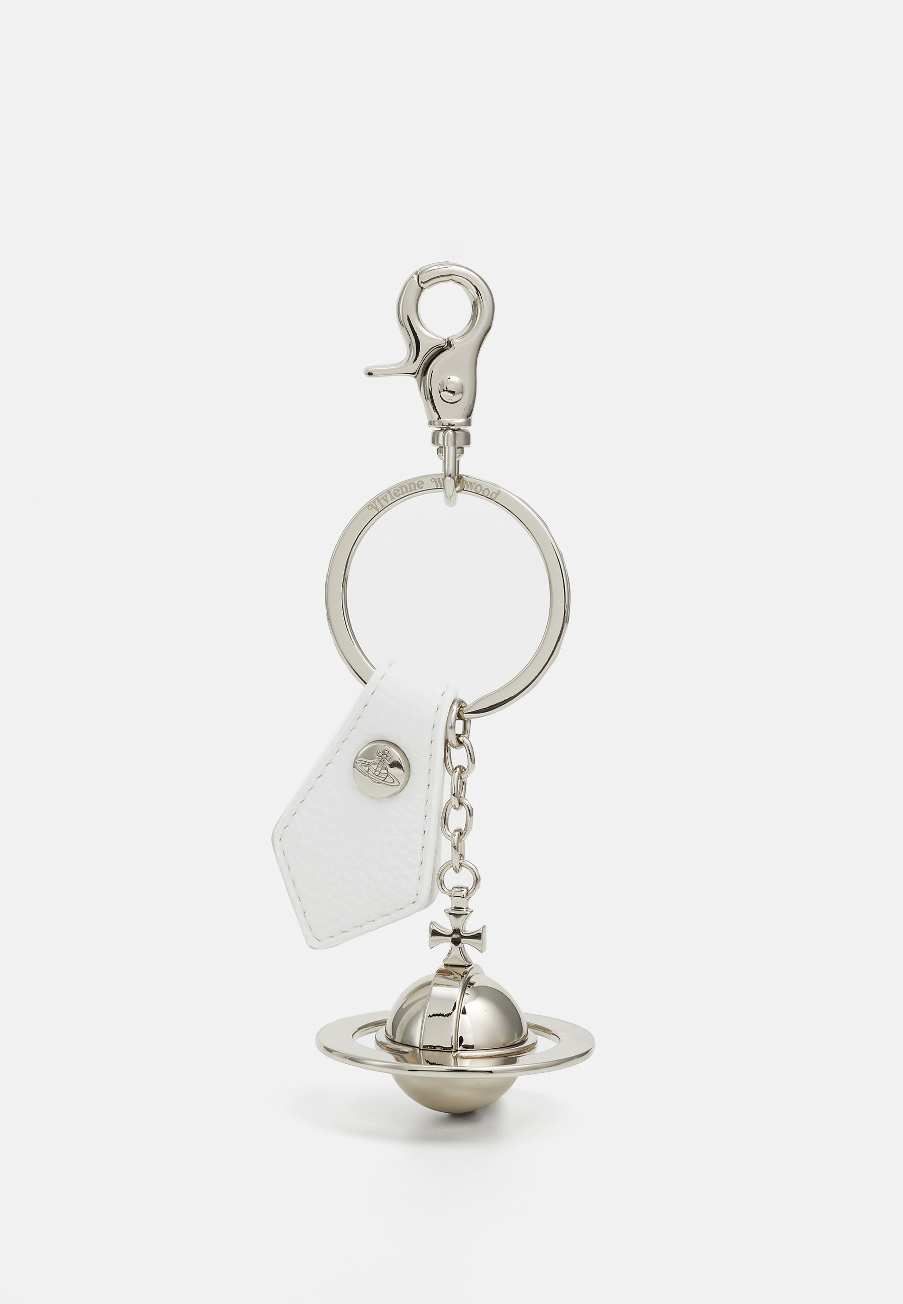 Vivienne Westwood
ヴィヴィアンウエストウッド
ロゴ ベレー帽 Vivienne Westwood Ring With Crystals 64040019-01P102-SM