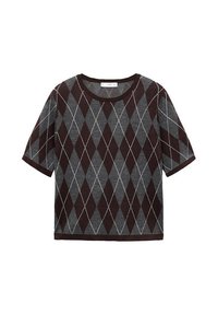 Krátký rukáv pletený top s hnědým a šedým argyle diamantovým vzorem a kulatým výstřihem.