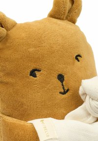 Thumbnail Image 4