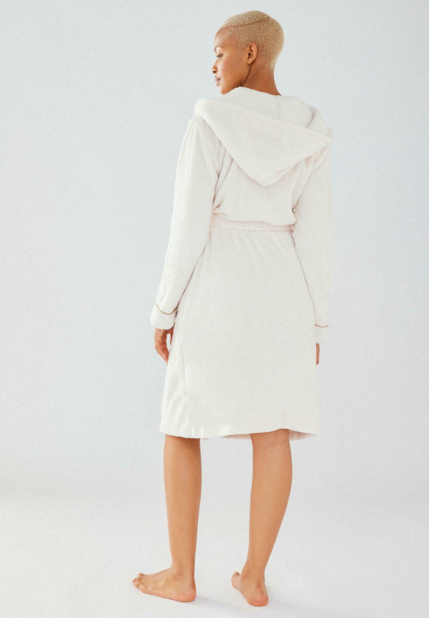 chelsea peers nyc borg lined super soft fleece dressing gown