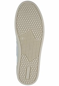 Sula av en sko med en texturerad gummiyta med ett bisarrmönster, vågiga linjer och en framträdande etikett med texten "Pantofola d'Oro."