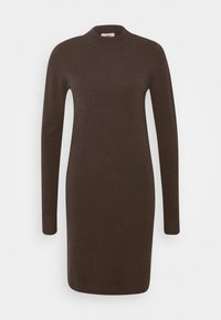 Robe pull marron à manches longues, avec un col haut, une coupe ajustée, une texture en tricot et des poignets côtelés, idéale pour un usage décontracté.