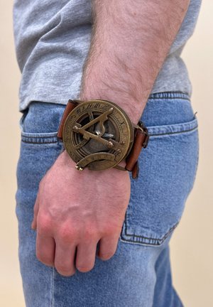 DENNIS - Bracelet - hellbraun