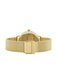 Reloj de malla dorada con una caja redonda, esfera blanca, marcadores de horas simples y cierre tipo hebilla. Presenta un diseño de brazalete texturizado y trenzado.