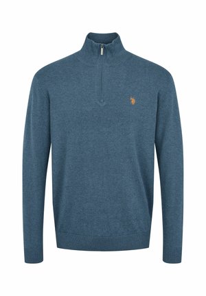 Vīriešu zils džemperis ar ceturtdaļas rāvējslēdzēju, garām piedurknēm un ribveida aprocēm, ar mazu oranžu izšūtu logotipu kreisajā krūšu pusē.