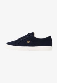 Valitud, navy