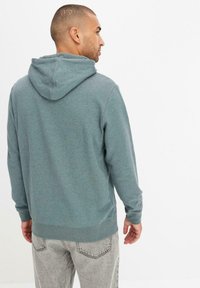 bonprix Felpa con cappuccio - green