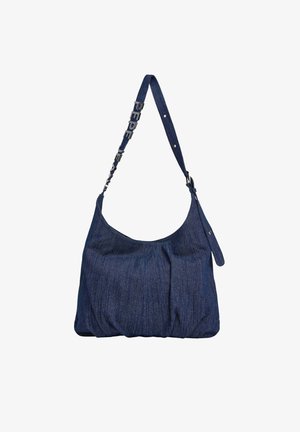 Denim Schultertasche mit einem lässigen Design, tiefblauer Farbe, strukturiertem Stoff und einem Tragegurt mit "PEPE JEANS" Schriftzug. Silberfarbene Hardware-Akzente.